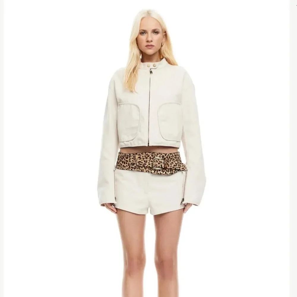 NWT Lioness Crue Jacket Beige